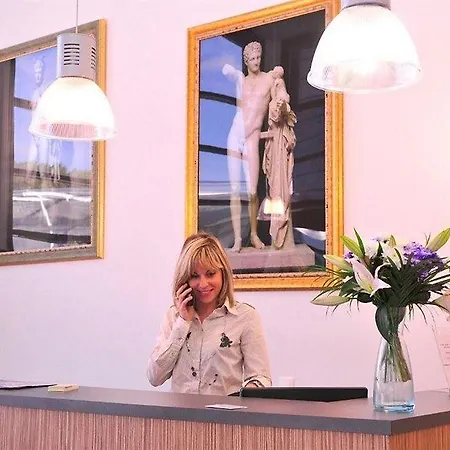 Odalys Olympe 3* Αντίμπ