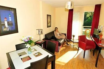 Odalys - Olympe 3* Antibes